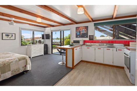 Photo of property in 8b Granfield Place, Te Kamo, Whangarei, 0112