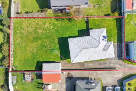 Photo of property in 49 Lee Street, Castlecliff, Whanganui, 4501