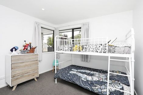 Photo of property in 33b Holloway Street, Waikiwi, Invercargill, 9810