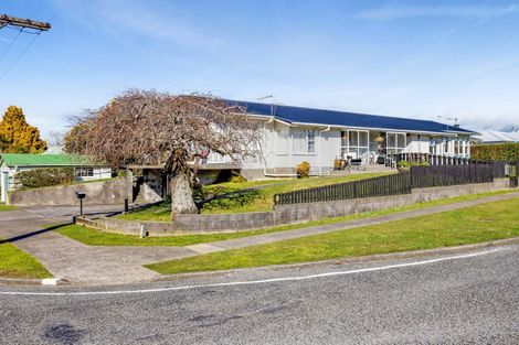 Photo of property in 49 Broadway, Stratford, 4332