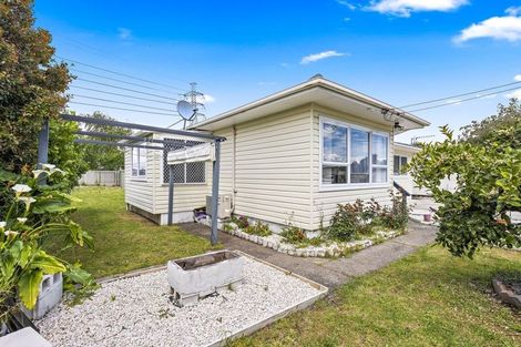 Photo of property in 33 Taka Street, Takanini, 2112