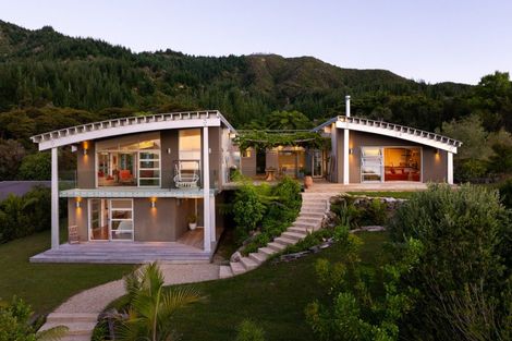 Photo of property in 1160a Abel Tasman Drive, Ligar Bay, Takaka, 7183