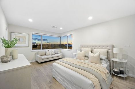 Photo of property in 7 Bounty Road, Long Bay, Auckland, 0630