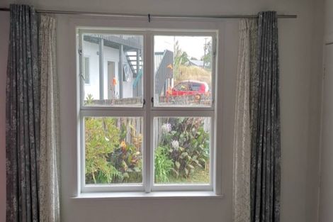 Photo of property in 56 Rua Road, Glen Eden, Auckland, 0602