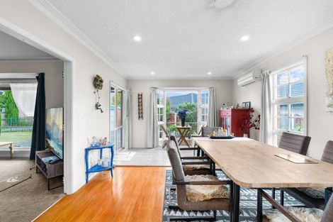 Photo of property in 8 Kirkdale Place, Avonhead, Christchurch, 8042