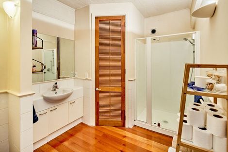 Photo of property in Palazzo, 42u2 Vivian Street, Te Aro, Wellington, 6011