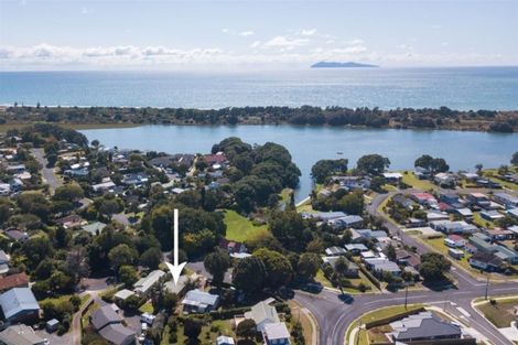Photo of property in 3a Pohutukawa Drive, Athenree, Katikati, 3177