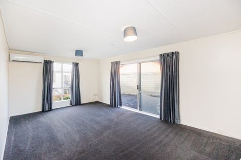 Photo of property in 41 Acacia Street, Kelvin Grove, Palmerston North, 4414