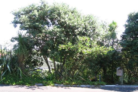 Photo of property in 2/2 Orewa Street, Torbay, Auckland, 0630