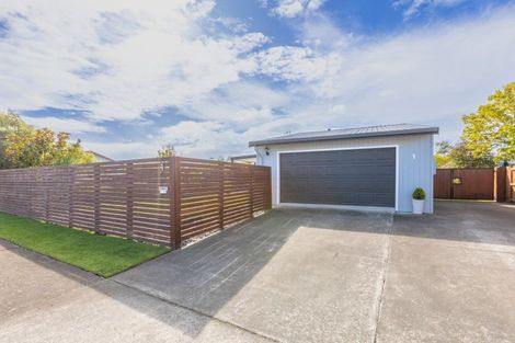Photo of property in 1 Blundell Avenue, Waipukurau, 4200