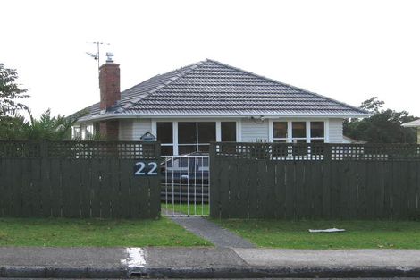 Photo of property in 22 Royal View Road, Te Atatu South, Auckland, 0610