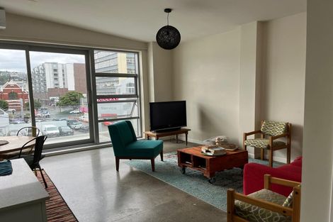Photo of property in 25u5 Home Street, Mount Victoria, Wellington, 6011
