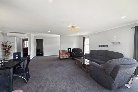 Photo of property in 33 Brian Morgan Terrace, Wainuiomata, Lower Hutt, 5014