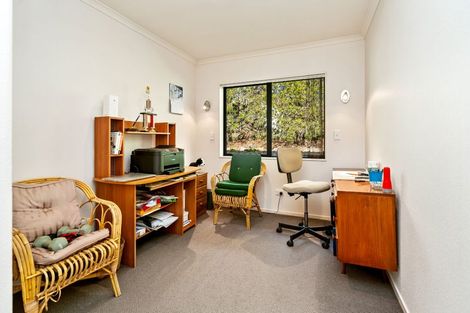 Photo of property in 4 Stoneybrook Lane, Te Kamo, Whangarei, 0112