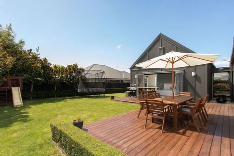 Photo of property in 7 Huntingdon Drive, Rangiora, 7400