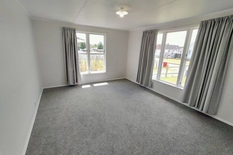 Photo of property in 30 Awatea Street, Levin, 5510