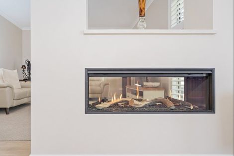 Photo of property in 5 Onerere Drive, Whitianga, 3510