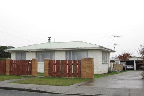 Photo of property in 100 Dipton Street, Kingswell, Invercargill, 9812