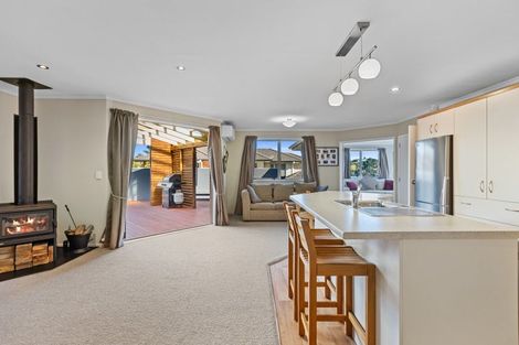 Photo of property in 73 Orion Drive, Welcome Bay, Tauranga, 3112