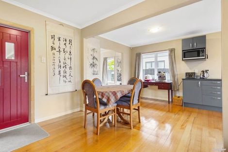 Photo of property in 8 Border Road, Henderson, Auckland, 0612