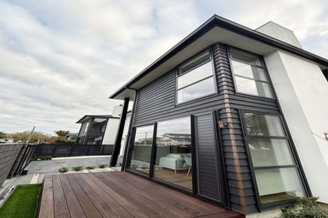 Photo of property in 30b Selwyn Road, Cockle Bay, Auckland, 2014