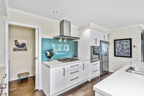 Photo of property in 21 Jade Lane, Paraparaumu, 5032