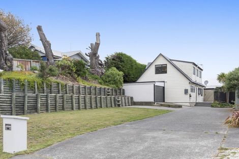Photo of property in 64 Effingham Street, North New Brighton, Christchurch, 8083