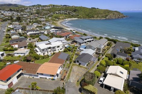 Photo of property in 3/26 Park Avenue, Titahi Bay, Porirua, 5022