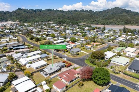 Photo of property in 506 Linton Crescent, Whangamata, 3620