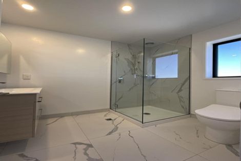 Photo of property in 231u3 Marine Parade, Seatoun, Wellington, 6022