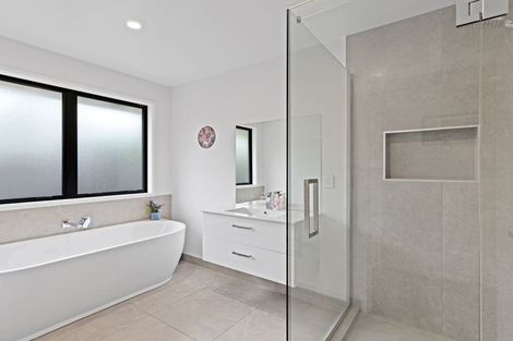 Photo of property in 18 Broomleigh Drive, Rolleston, 7615