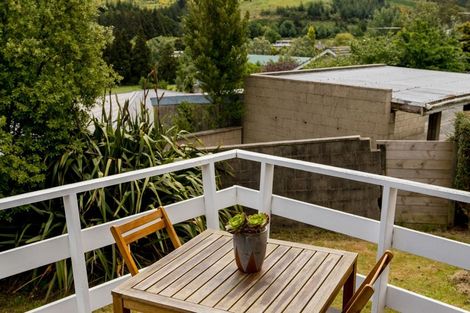 Photo of property in 489 Kaikorai Valley Road, Bradford, Dunedin, 9011