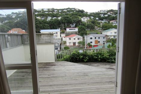 Photo of property in 56 Waipapa Road, Hataitai, Wellington, 6021