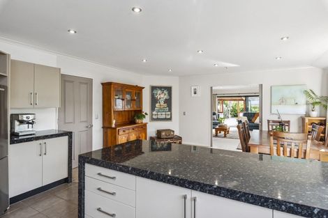 Photo of property in 5 Lambert Way, Paraparaumu, 5032