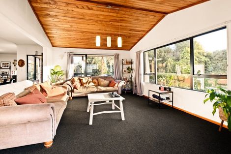 Photo of property in 103 Wharekauri Road, Mimi, Urenui, 4377