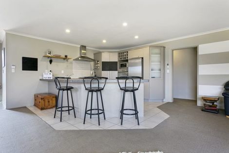 Photo of property in 24 Jasmine Place, Cambridge, 3434