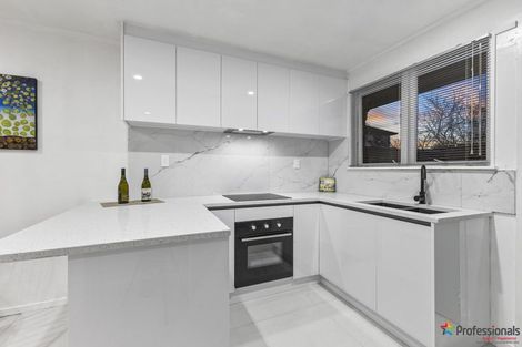 Photo of property in 1/13a Vine Street, Mangere East, Auckland, 2024