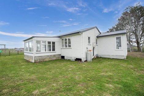 Photo of property in 565 Otautau Wreys Bush Road, Waikoura, Otautau, 9689