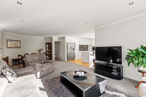 Photo of property in 18 Woodhurst Drive, Casebrook, Christchurch, 8051