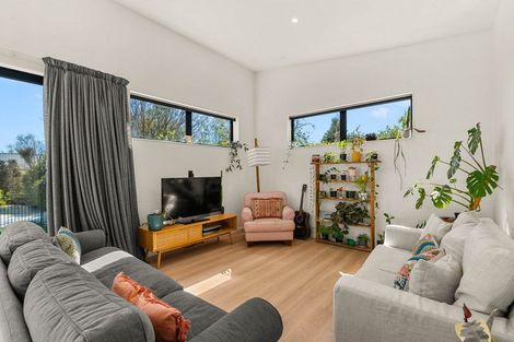 Photo of property in 36 Grey Street, Martinborough, 5711