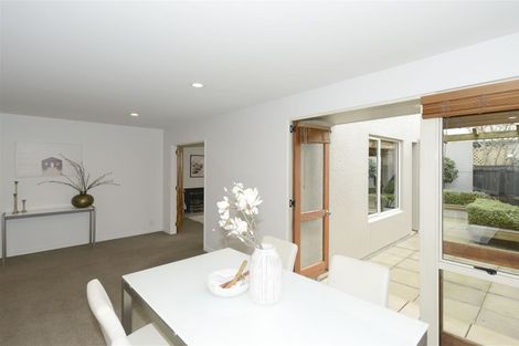 Photo of property in 30 Oakford Close, Riccarton, Christchurch, 8011