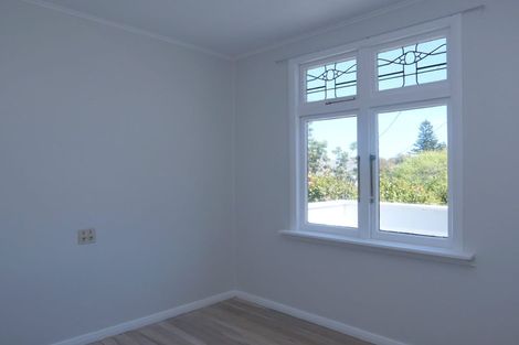 Photo of property in 5 Allen Road, Raumati Beach, Paraparaumu, 5032