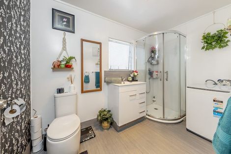 Photo of property in 3/34 Great South Road, Manurewa, Auckland, 2102