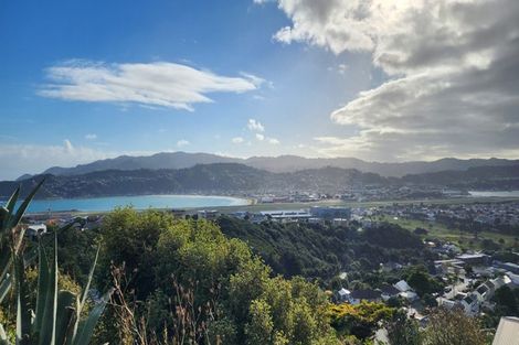 Photo of property in 75 Sidlaw Street, Strathmore Park, Wellington, 6022