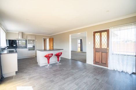 Photo of property in 17 Fiona Crescent, Feilding, 4702