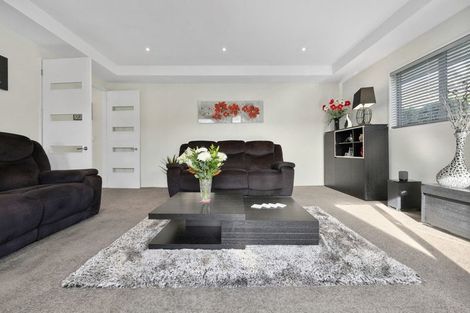 Photo of property in 35 Brookwater Avenue, Northwood, Christchurch, 8051