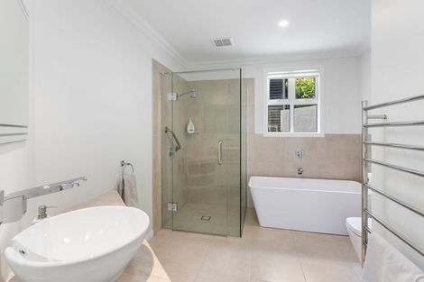 Photo of property in 35 Kotare Street, Hilltop, Taupo, 3330