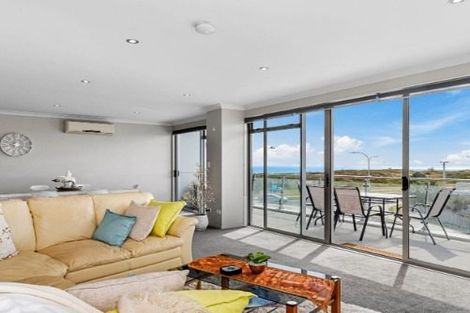 Photo of property in 8/898 Papamoa Beach Road, Papamoa Beach, Papamoa, 3118