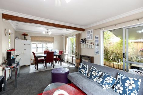 Photo of property in 165u2 River Road, Hamilton East, Hamilton, 3216