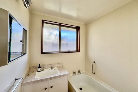 Photo of property in 47 Wharfe Street, South Hill, Oamaru, 9400